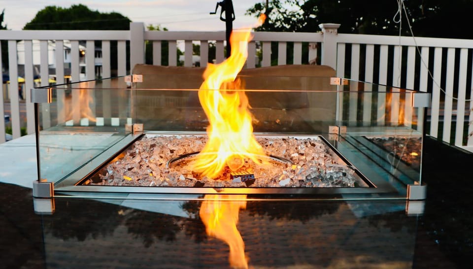 Pool view, fireplace