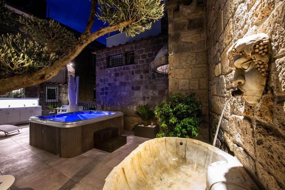 Garden, Swimming pool