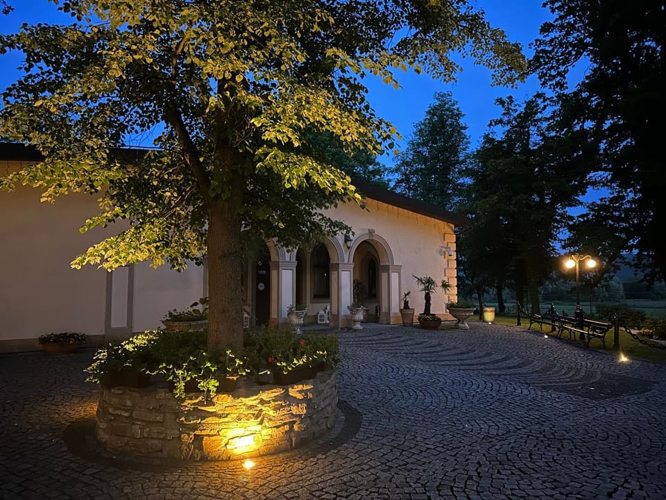 Property building, Night, Natural landscape, Activities, Garden, Garden view, Area and facilities