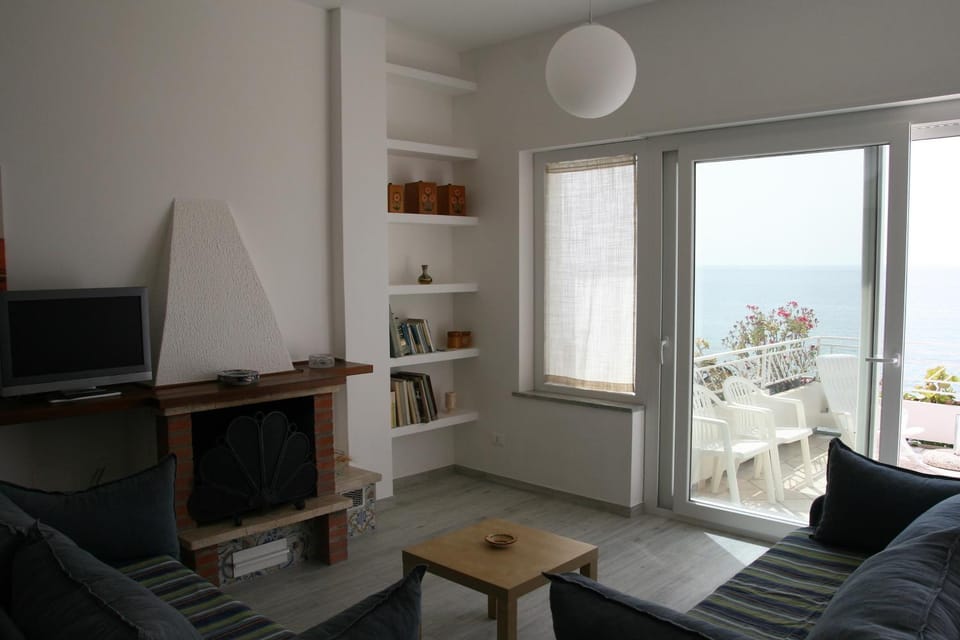 TV and multimedia, Living room, Seating area, Sea view