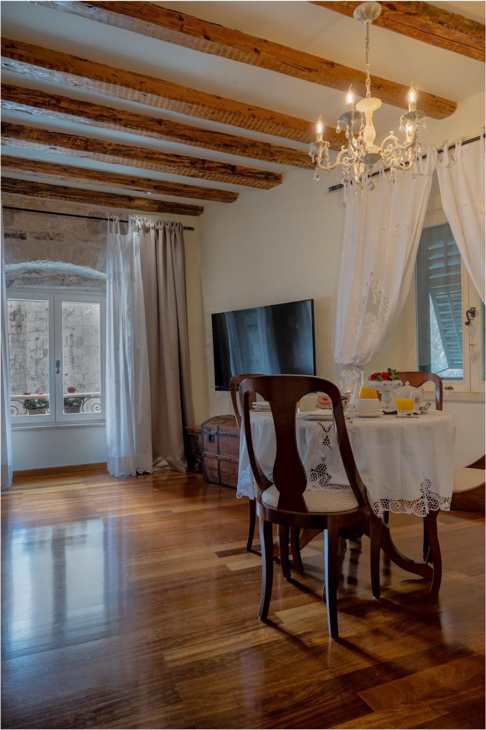 Dining area, Dinner
