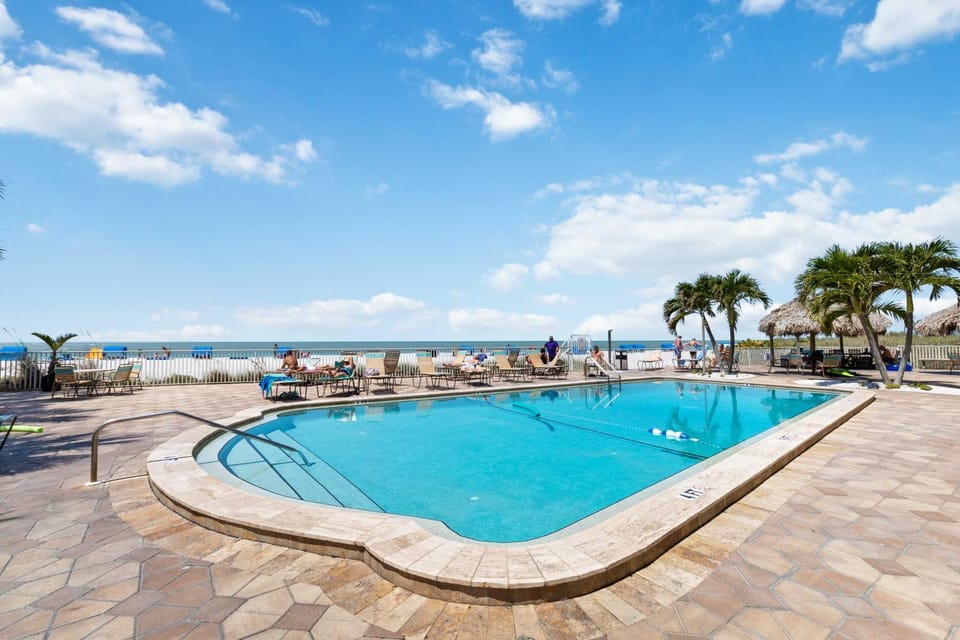 Direct Beachfront Balcony - Sandy Shores #201 Apartment in Madeira Beach