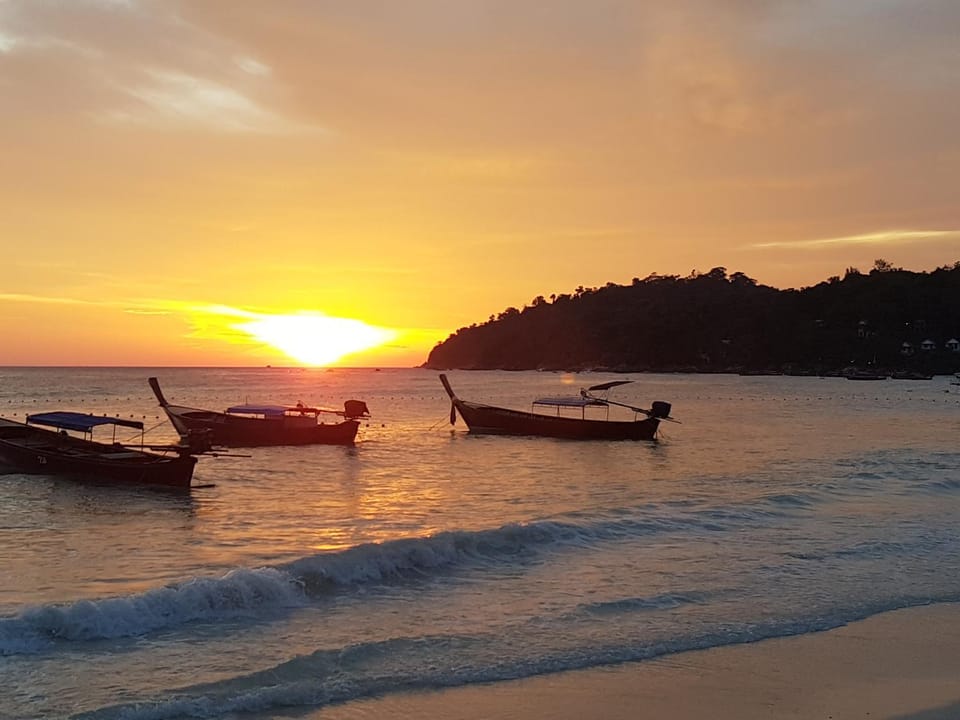 Natural landscape, Sunset, sunbed