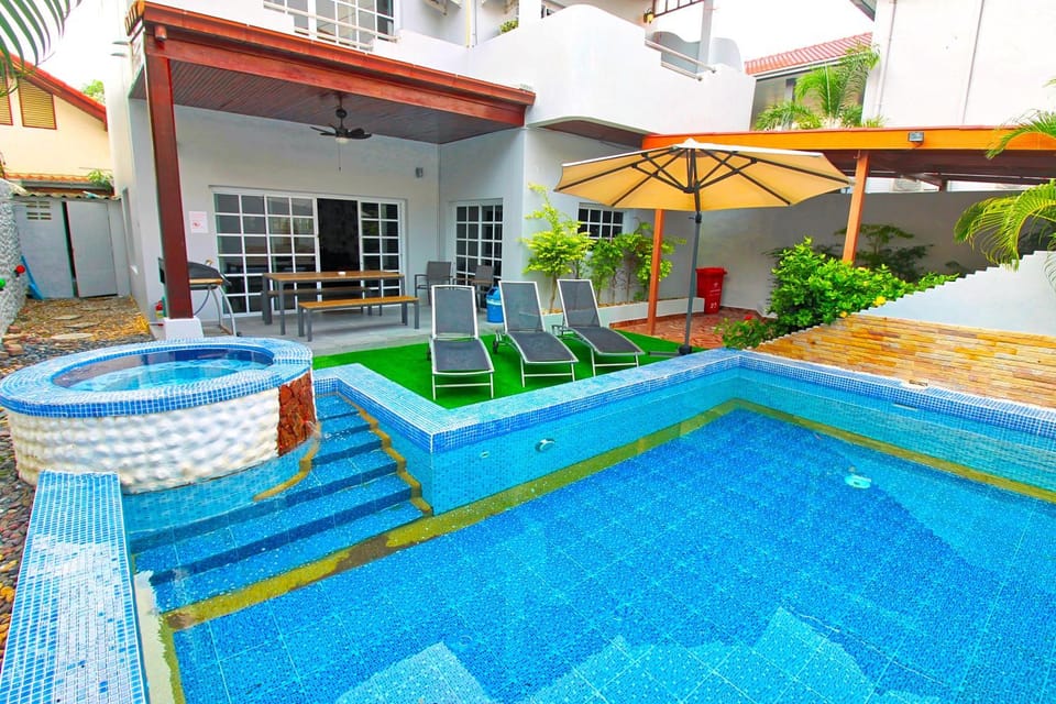 Day, People, Balcony/Terrace, Other, On site, Location