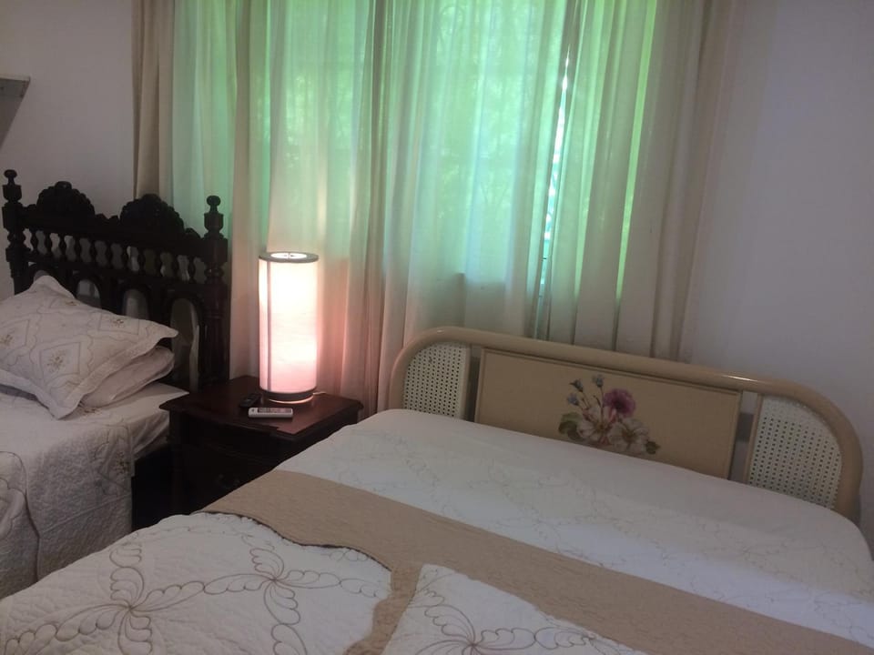 Casa D' Linda Hostel in La Loma