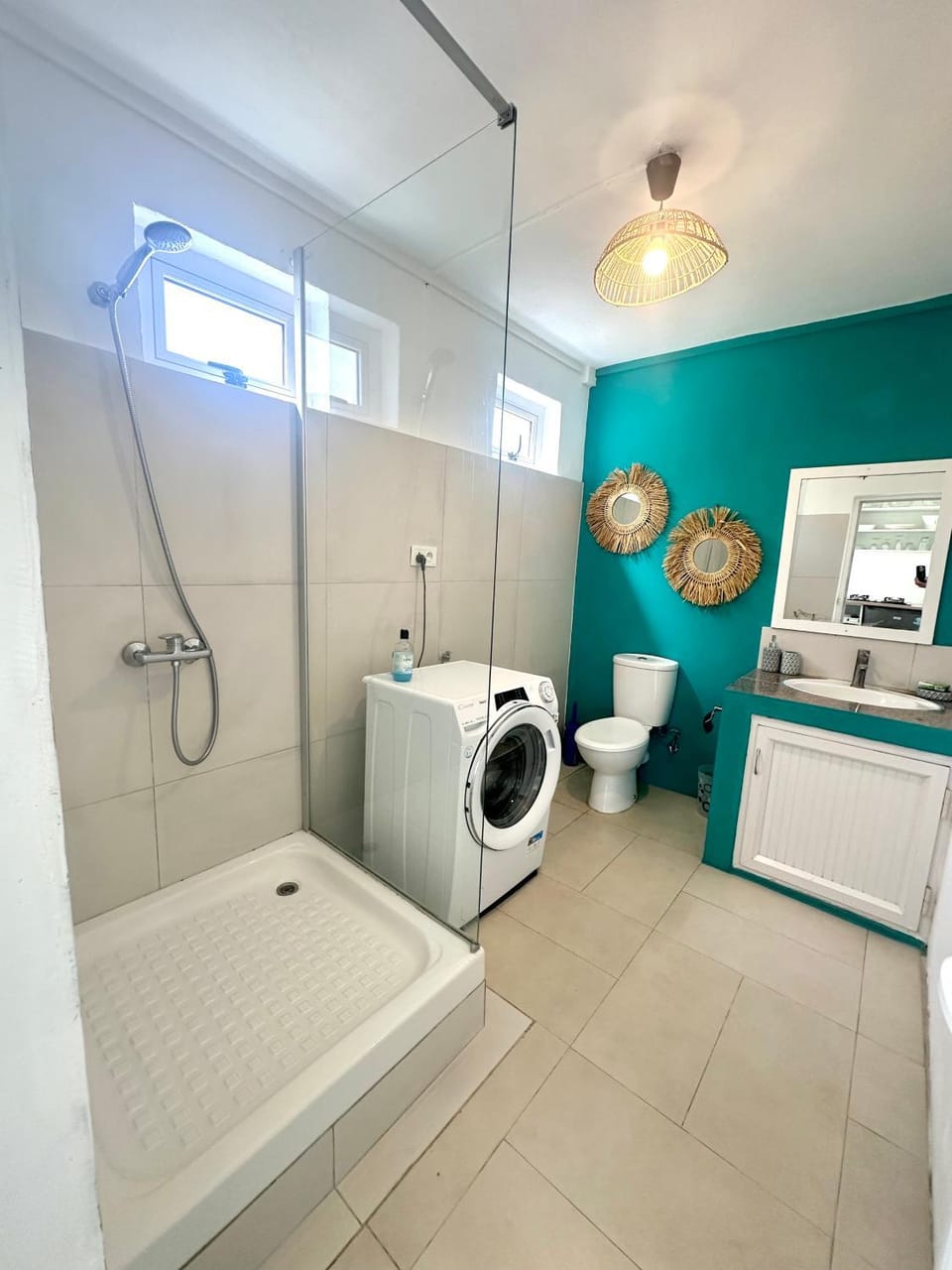 Shower, Toilet, Bathroom, washing machine