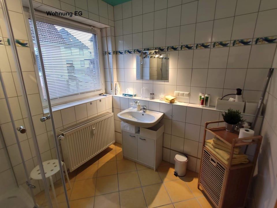 Bathroom, Photo of the whole room