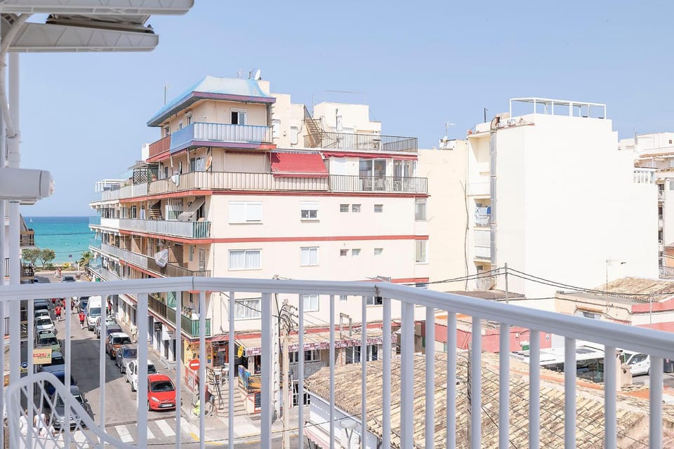View (from property/room), Balcony/Terrace