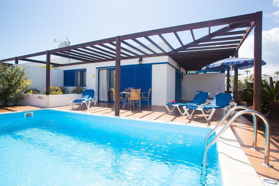 Balcony/Terrace, Swimming pool, Swimming pool