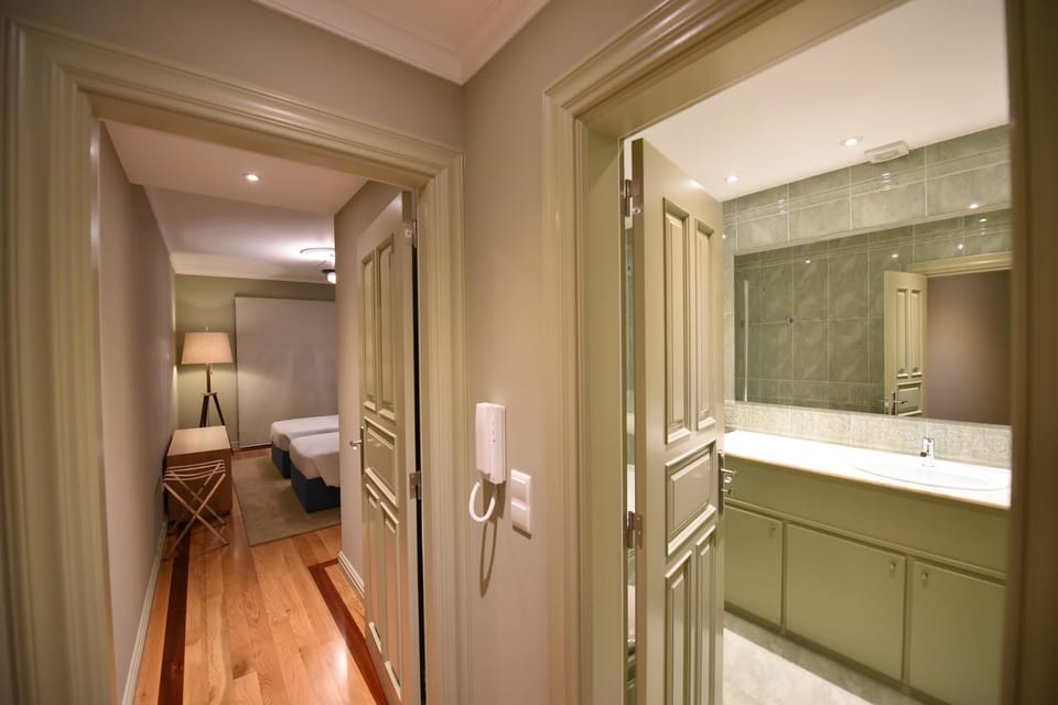 Bathroom, Bedroom