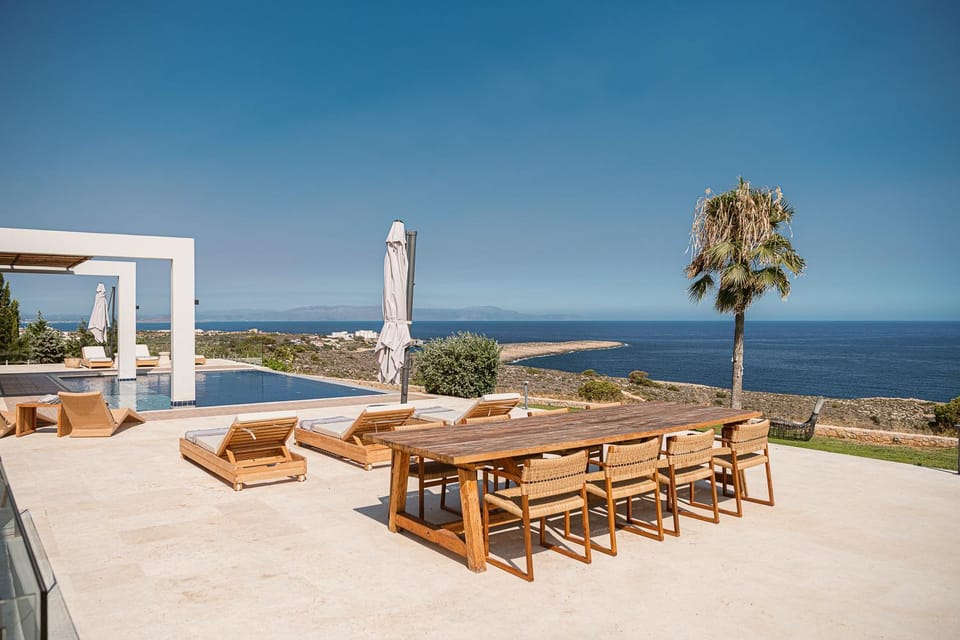 Patio, Dining area, Sea view