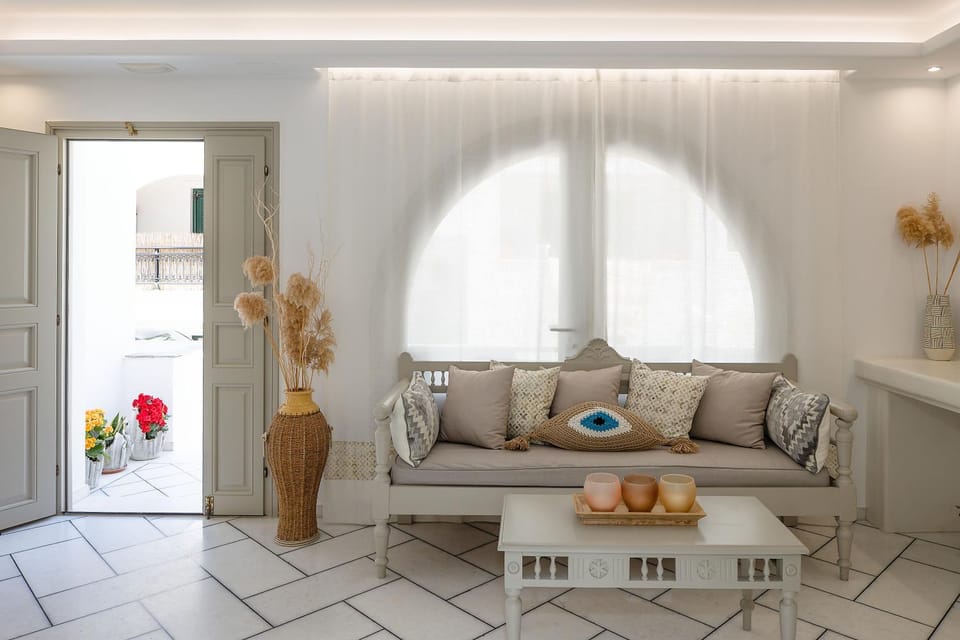 Patio, Patio, Staff, Staff, Facade/entrance, Spring, Off site, Day, Night, People, People, People, Winter, Summer, Bathroom, TV and multimedia, Coffee/tea facilities, View (from property/room), View (from property/room), Balcony/Terrace, Living room, Lobby or reception, Other, Other, Photo of the whole room, Business facilities, Decorative detail, Decorative detail, Seating area, Bedroom, Autumn, On site, Text overlay, Text overlay, Guests, Guests, Guests, Garden view, Area and facilities, Area and facilities, Seasons, Time of day, Location, Sunrise, Sunset, children, children, young children, young children, older children, older children, group of guests, group of guests, group of guests, Family, Family, Quiet street view, Inner courtyard view, Facility for disabled guests, bidet, concierge, furniture, furniture, internet, internet, locker, locker, room service, safe, safe, soundproof, storage, towels, towels, VIP, VIP, wardrobe, wedding, air conditioner