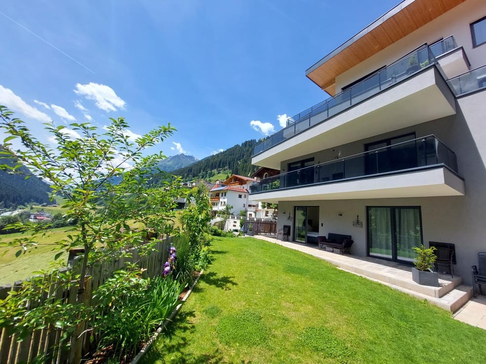 Property building, Garden