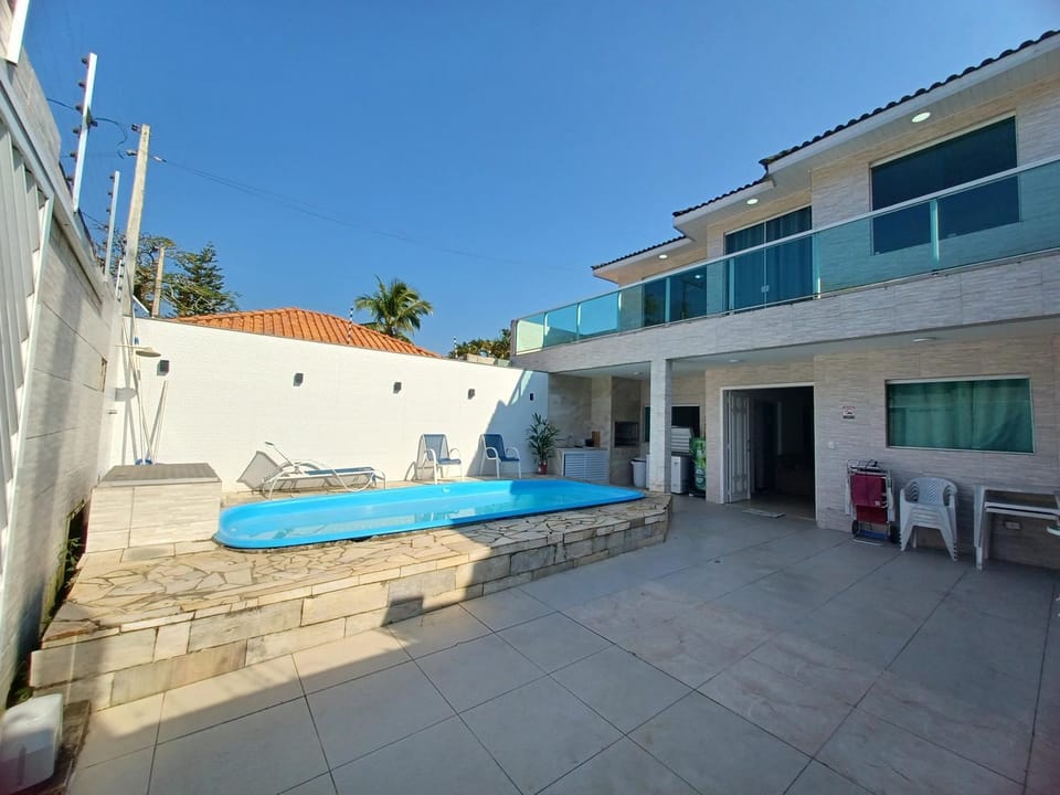 Casa Praia do Pernambuco Guarujá temporada guaruja House in State of São Paulo