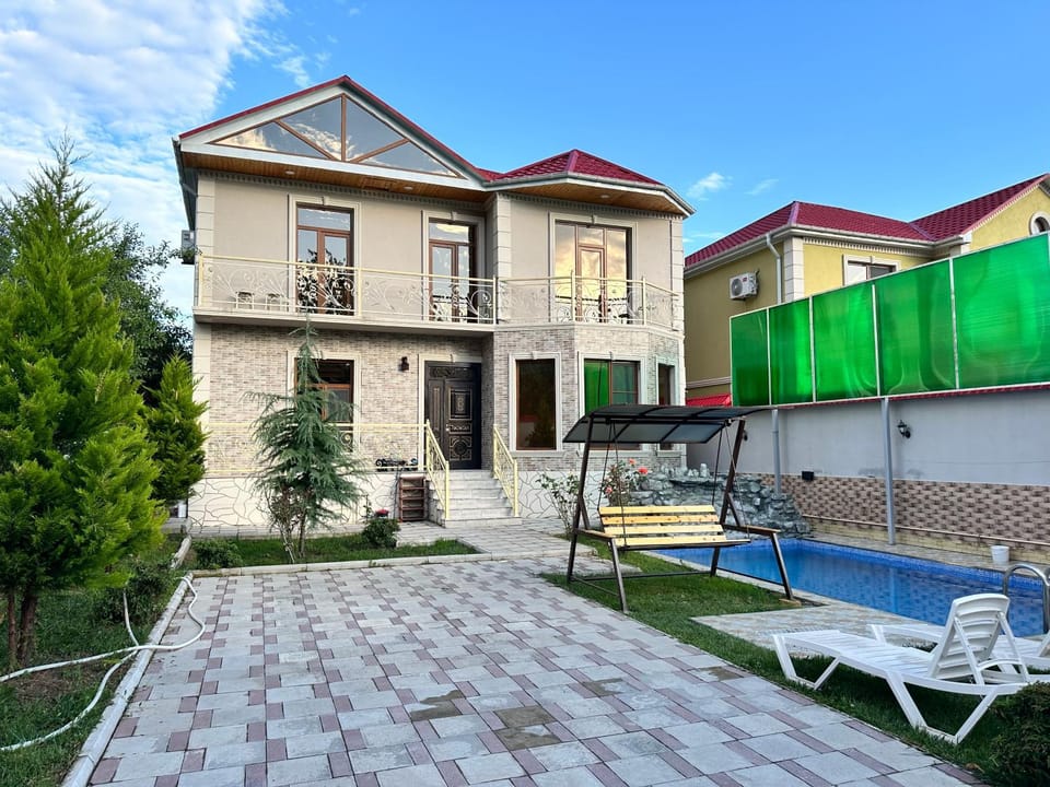 Friend's House House in Azerbaijan