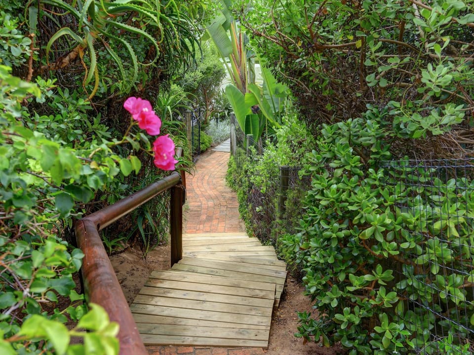 Garden, Garden view