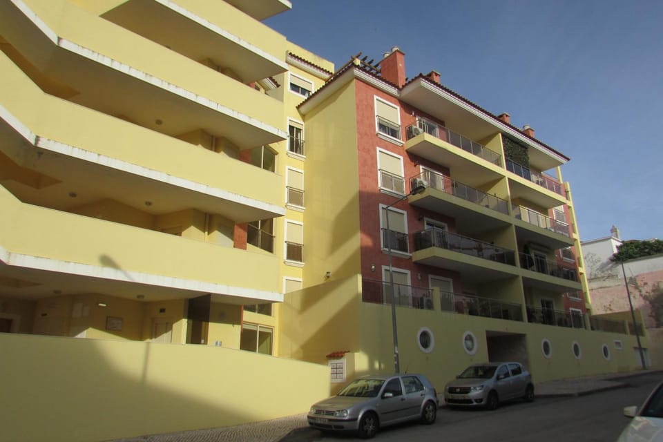 Property building, Street view