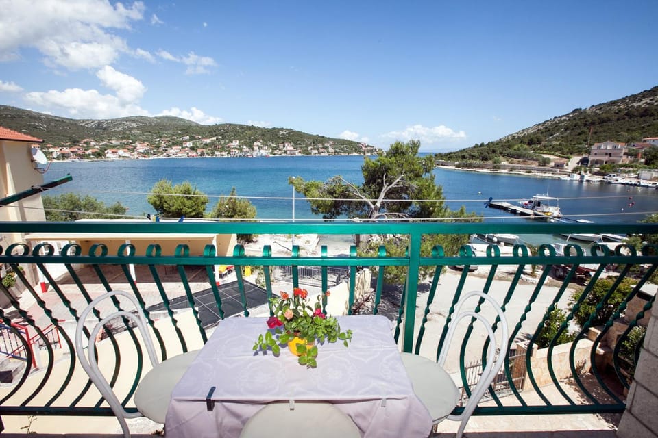 View (from property/room), Beach