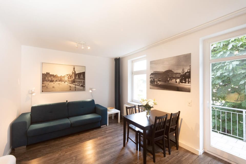 Balcony/Terrace, Living room, Dining area