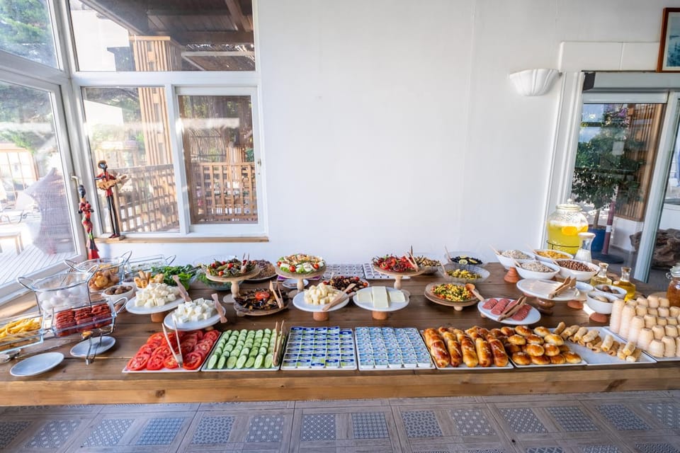 Breakfast, Buffet breakfast