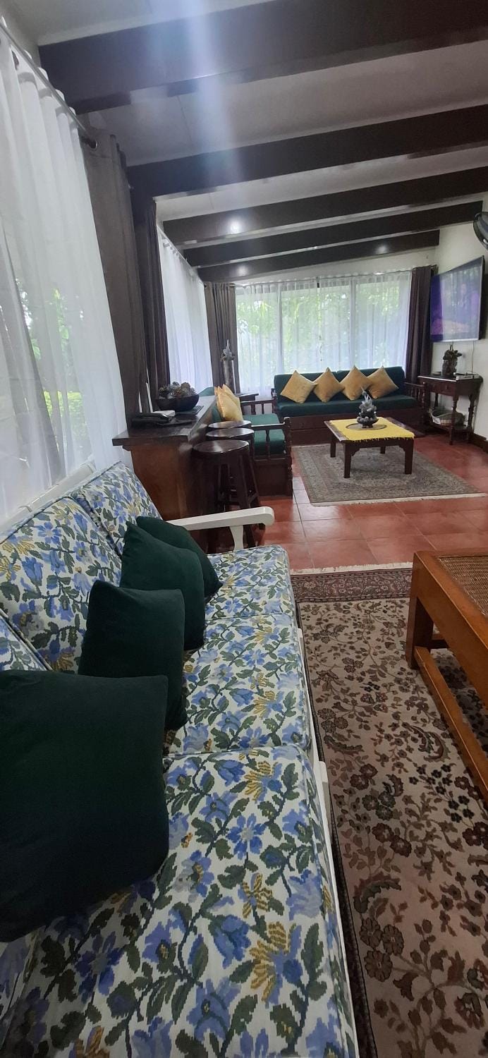 Jabbitos Baguio Transient House BUNGALOW Bed and Breakfast in Baguio