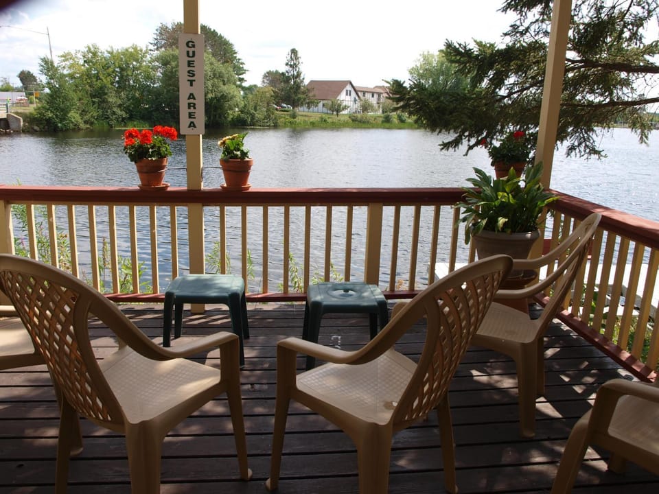 Property building, Patio, Lake view