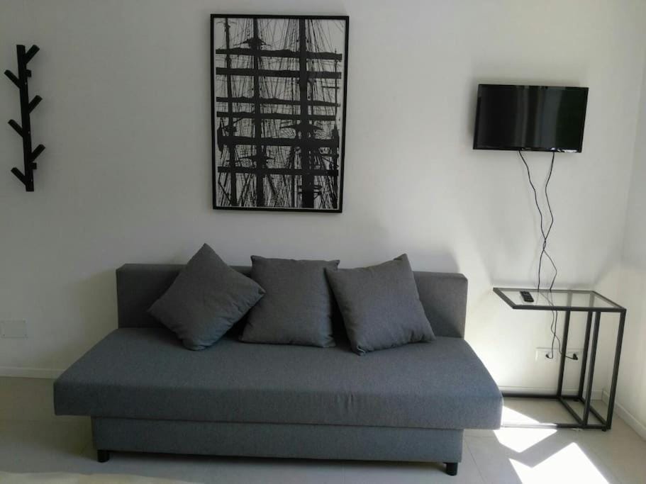 Flora Home House in Marina di Carrara