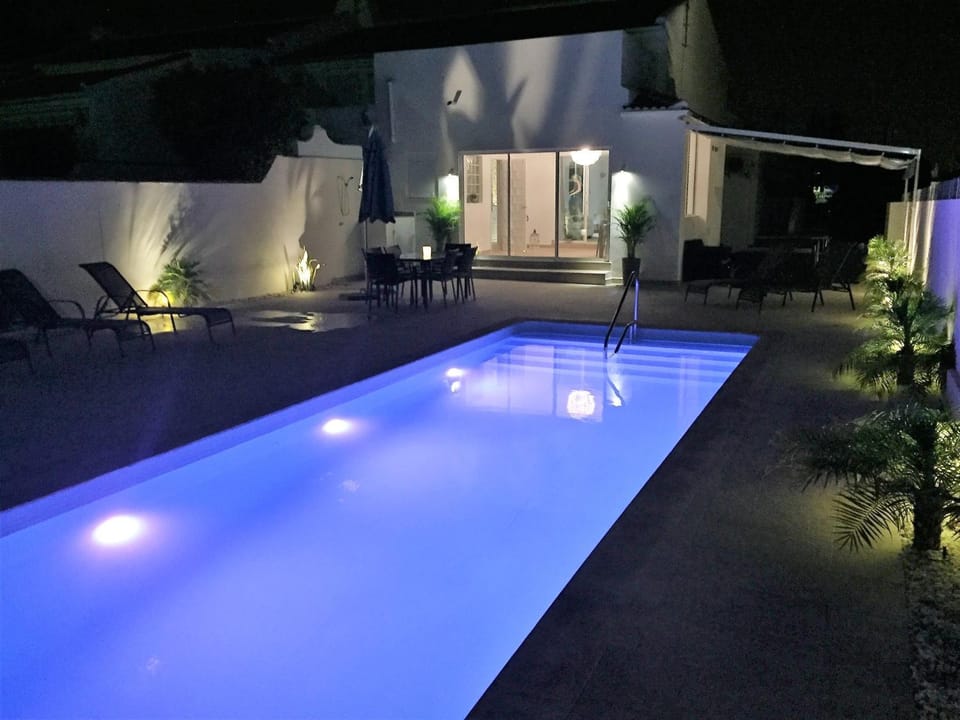 Spring, People, Winter, Summer, BBQ facilities, Children play ground, Garden, Minigolf, Snorkeling, Table tennis, Balcony/Terrace, Aqua park, Autumn, On site, Garden view, Pool view, Sea view, Street view, Entertainment, cot, Family, Quiet street view