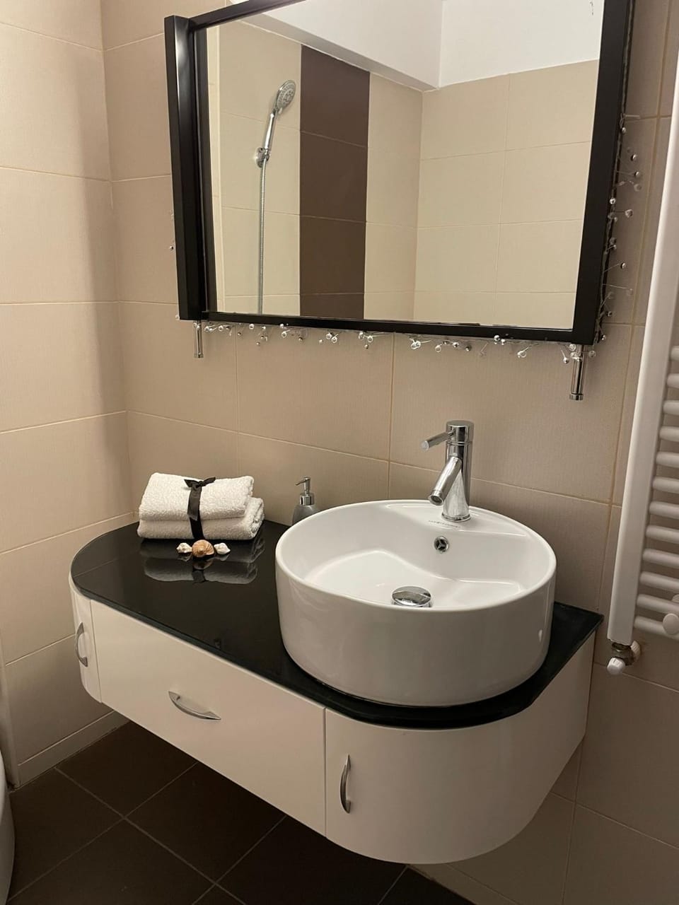 Sea Escape Apartment Mamaia Apartment in Constanta