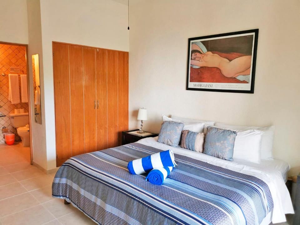 Las Olas Condo Carmen Apartment in Playa del Carmen
