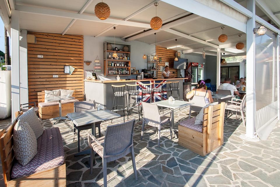 Lounge or bar