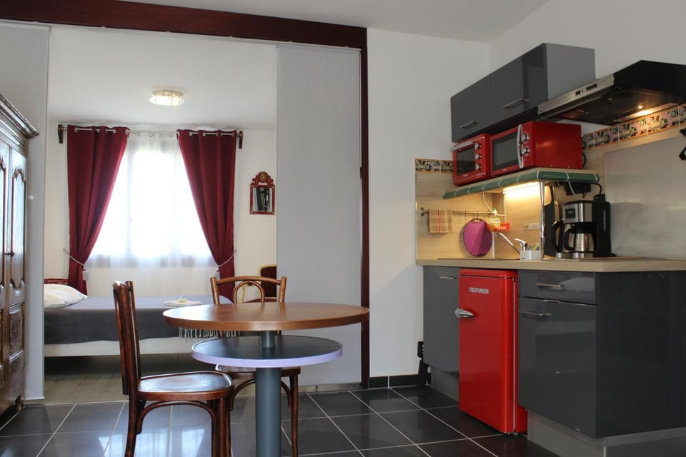 Dining area, Bedroom