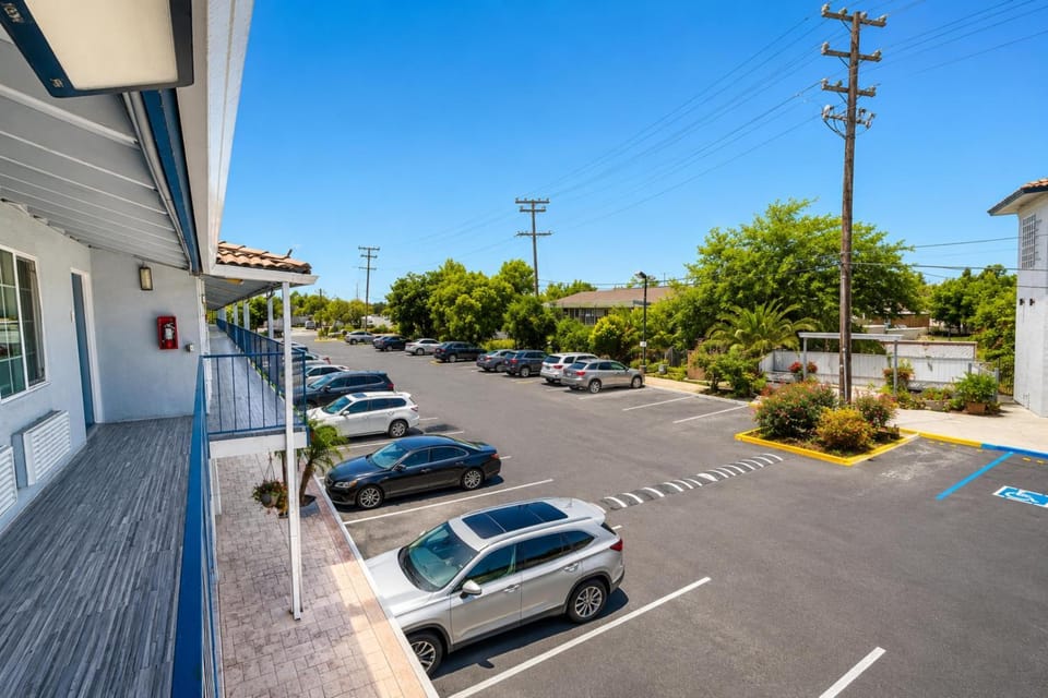 Property building, Parking