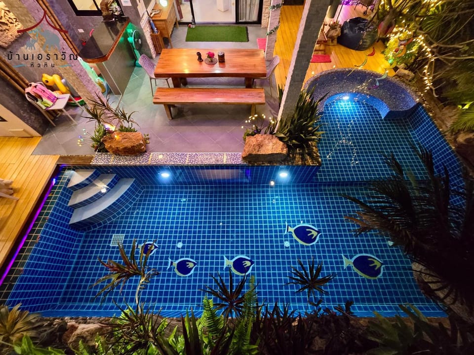 Patio, Restaurant/places to eat, Restaurant/places to eat, Night, Natural landscape, Activities, Activities, Bird's eye view, Garden, Hot Tub, Decorative detail, Dining area, Evening entertainment, On site, Pool view, Area and facilities, Area and facilities, Swimming pool, Swimming pool, Swimming pool, Time of day, Inner courtyard view