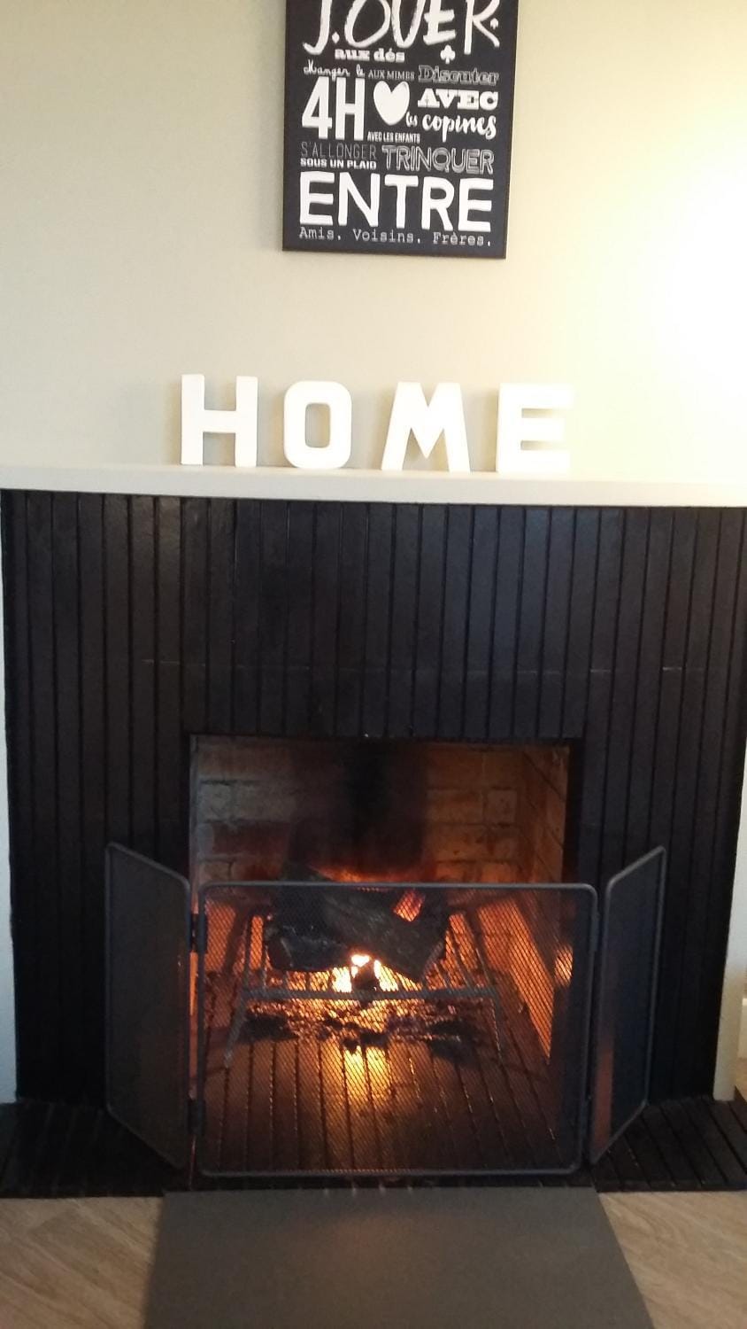 Living room, fireplace