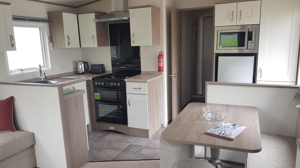 Sunnyglen Holiday Park House in Saundersfoot