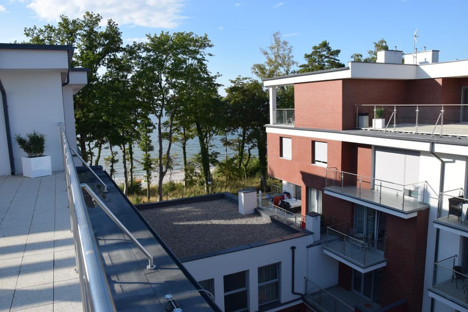 Balcony/Terrace, Decorative detail, Sea view, Area and facilities