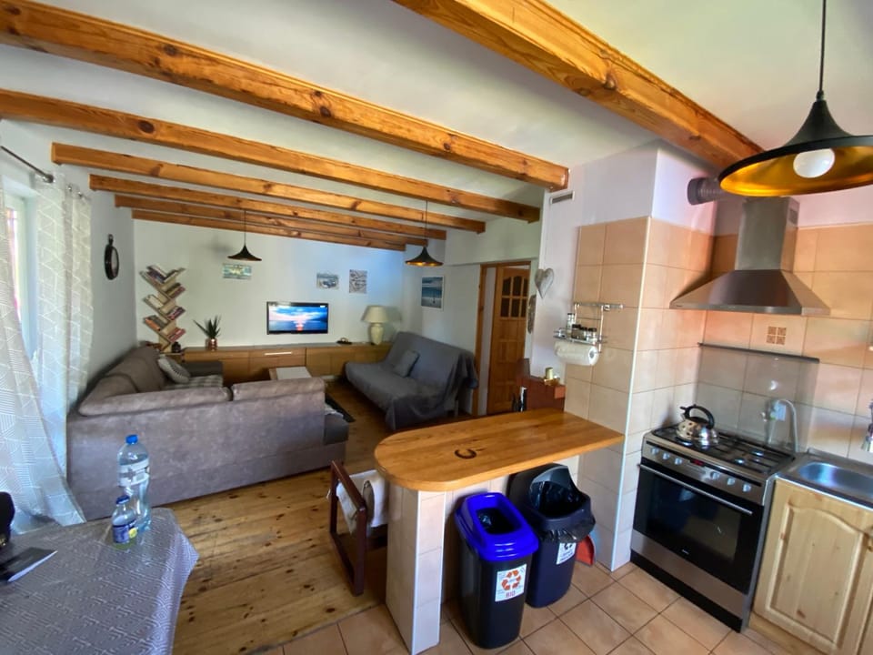 Dom pod Jabłonia House in Lithuania