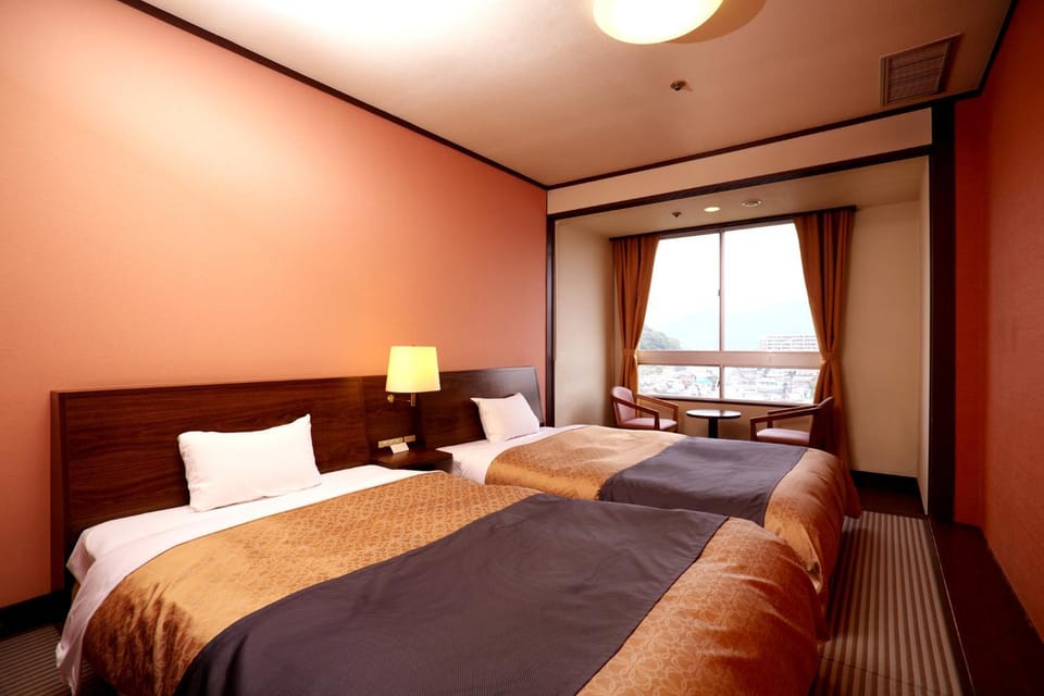 Photo of the whole room, Seating area, Bedroom