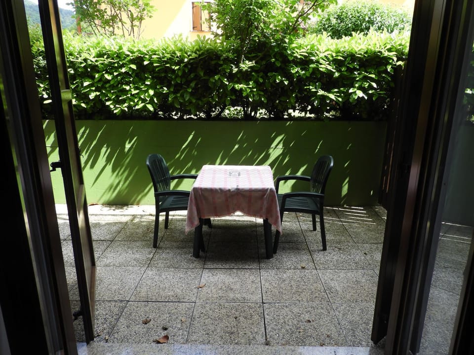 Balcony/Terrace, Garden view