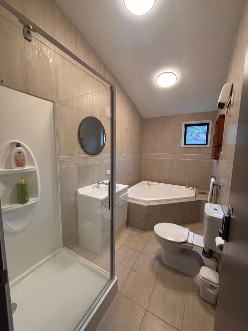 Closeburn LakeView House Vacation rental in Otago