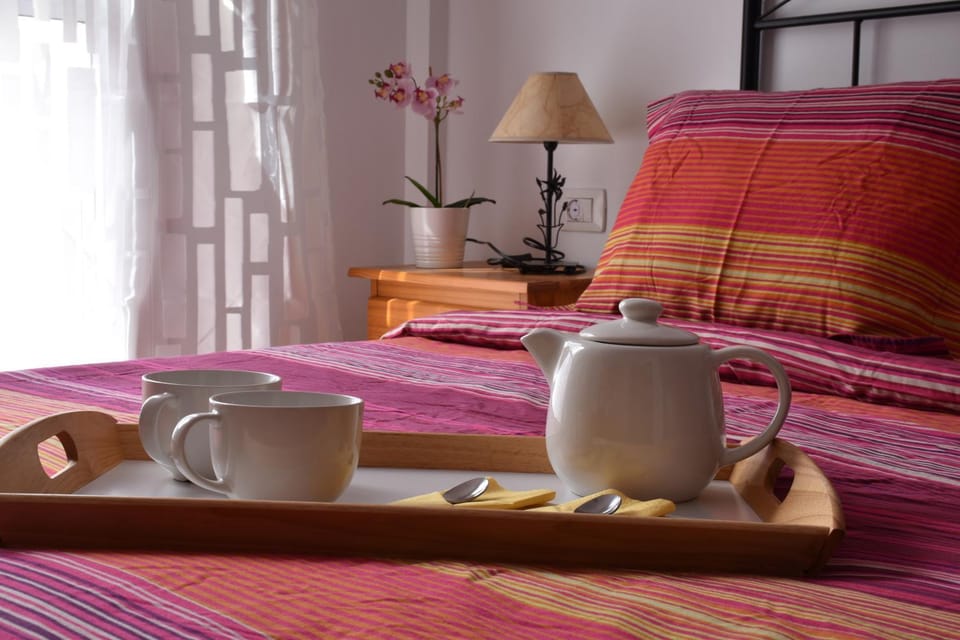 Bed, Photo of the whole room, Decorative detail