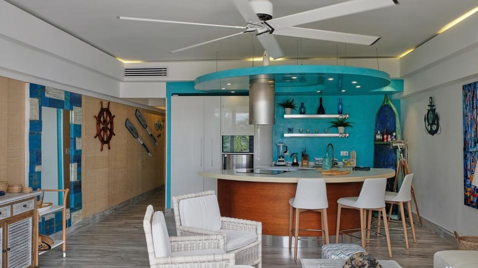 Lounge or bar