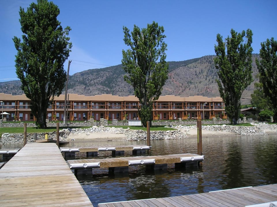 Casa Del Mila Oro Apartment in Osoyoos