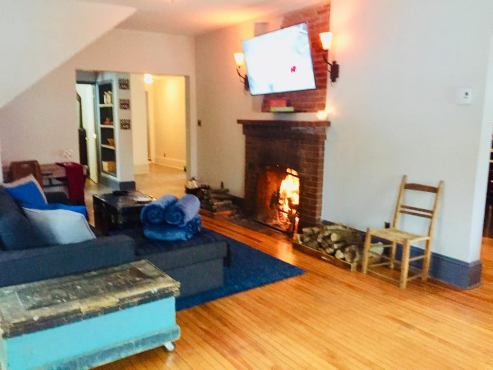 TV and multimedia, Living room, Decorative detail