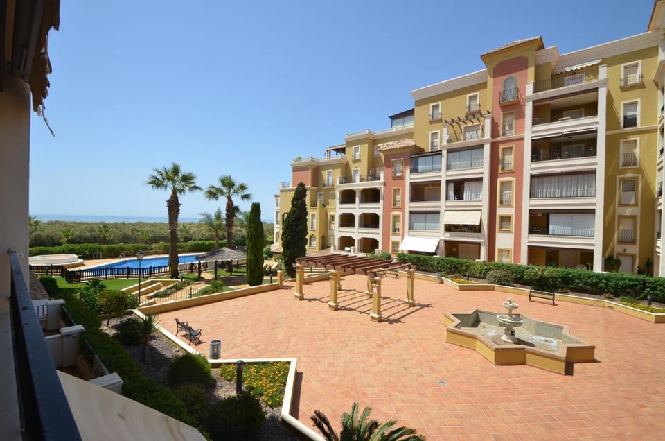 View (from property/room), Balcony/Terrace, Garden view, Pool view, Sea view, Swimming pool