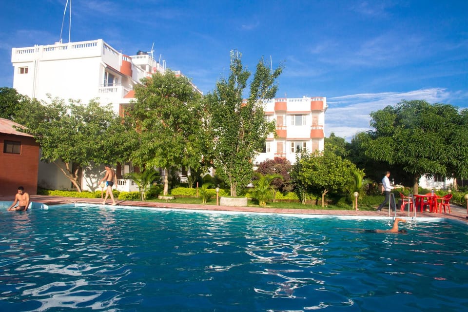 Property building, Swimming pool
