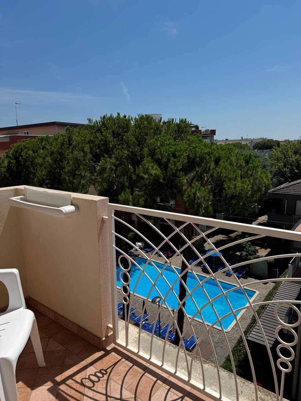 Property building, Balcony/Terrace, Swimming pool