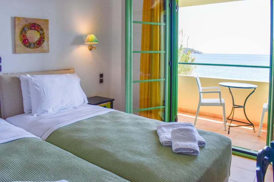Bed, View (from property/room), Bedroom