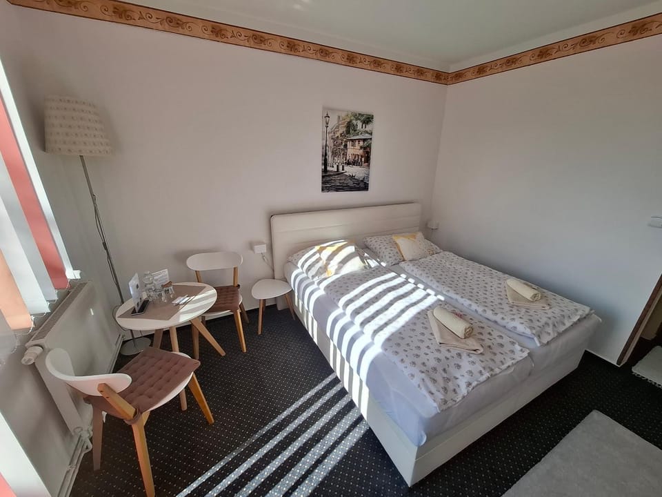 Pension Three Bed and Breakfast in Czechia